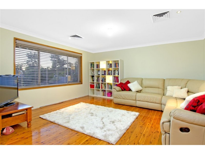 95 Tamboura Avenue, Baulkham Hills NSW 2153