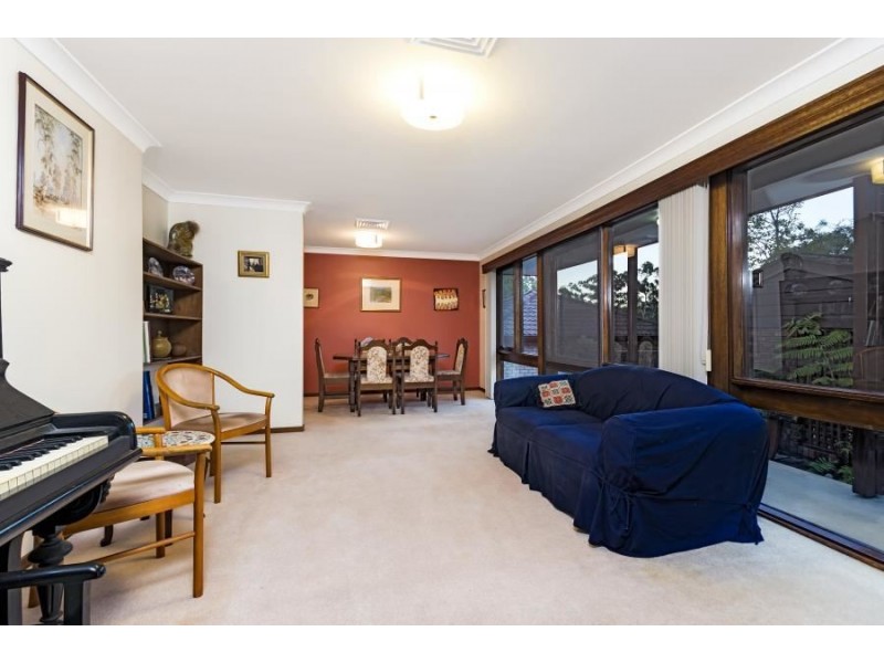 6 Raine Avenue, North Rocks NSW 2151