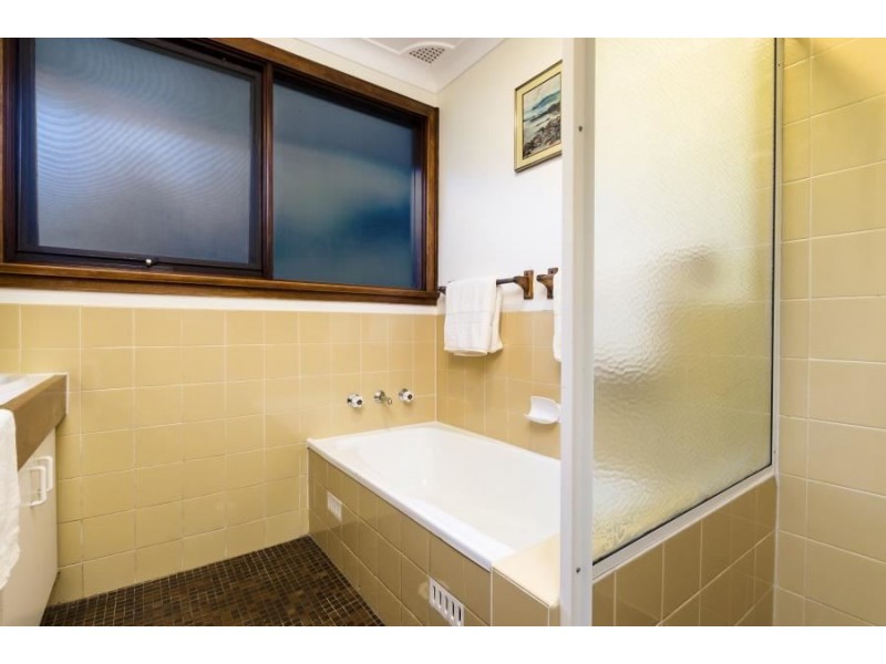 6 Raine Avenue, North Rocks NSW 2151