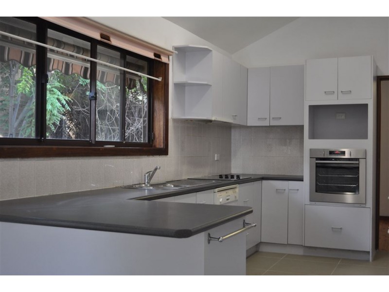 244 Caroline Chisholm Drive, Winston Hills NSW 2153