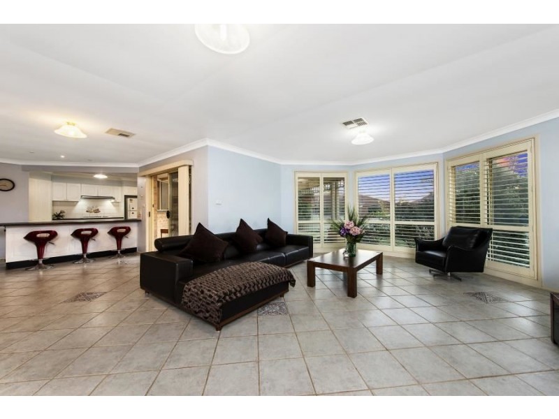 70 Bingara Crescent, Bella Vista NSW 2153