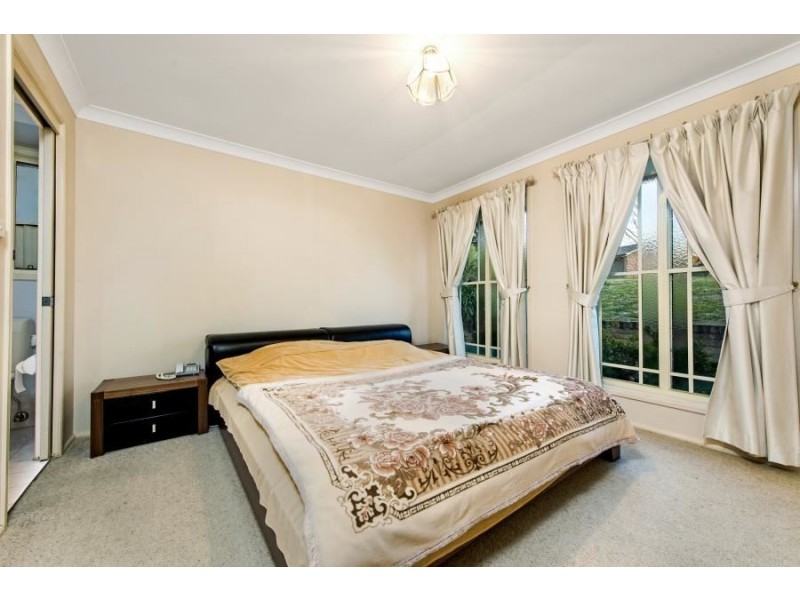 70 Bingara Crescent, Bella Vista NSW 2153