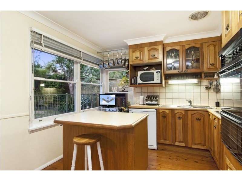 4 Somerset Drive, North Rocks NSW 2151