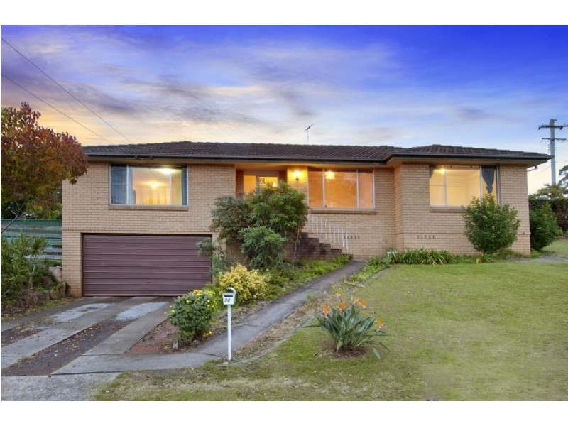 24 Rockley Ave, Baulkham Hills NSW 2153