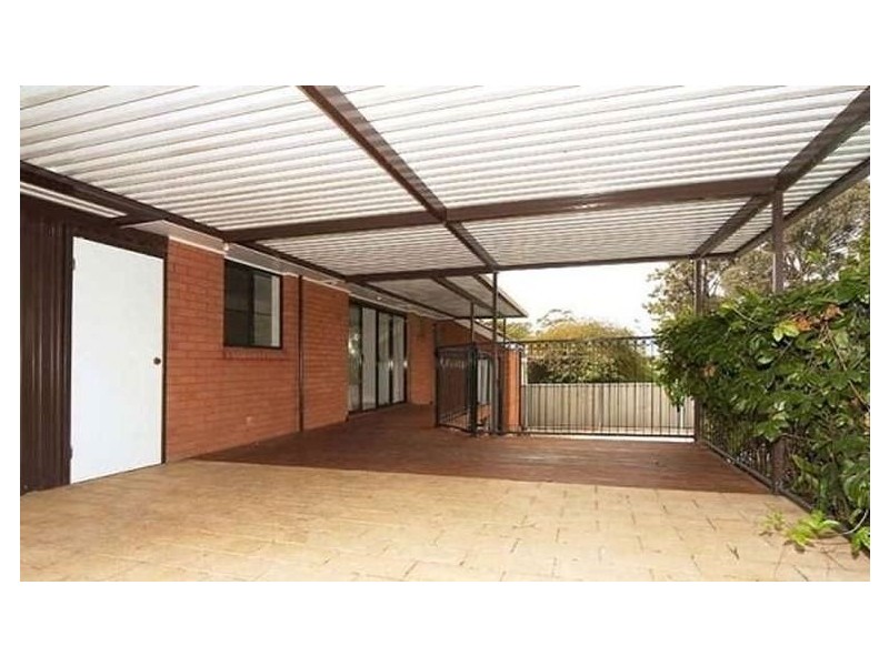 8 Oba Place, Toongabbie NSW 2146