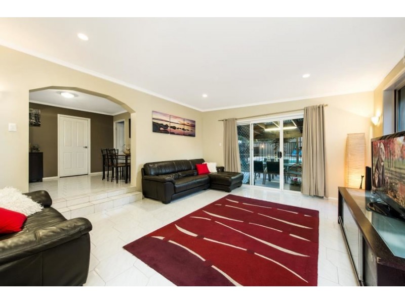 250 Madagascar Drive, Kings Park NSW 2148