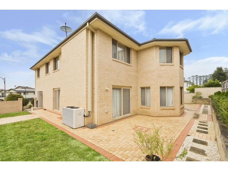 1 Flagstone Grove, Bella Vista NSW 2153