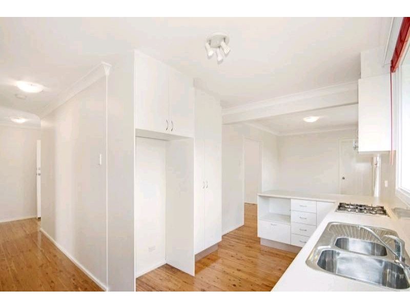 22 Geraldine Ave, Baulkham Hills NSW 2153