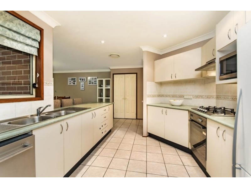 48 Sentry Drive, Stanhope Gardens NSW 2768