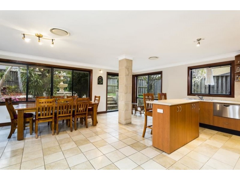 20 Navajo Close, Stanhope Gardens NSW 2768