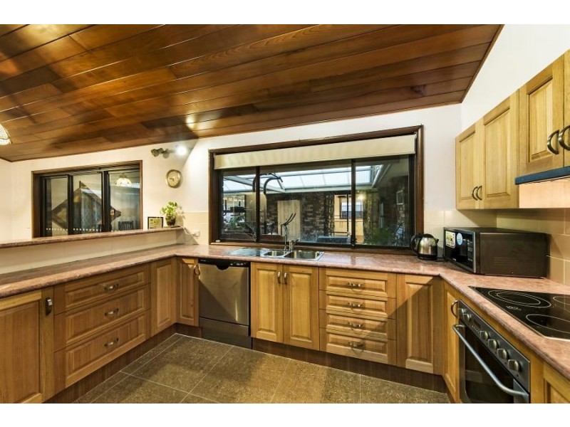 25 Carlton Road, North Rocks NSW 2151