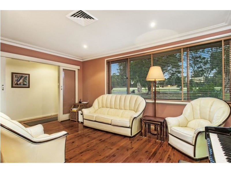 25 Dodson Crescent, Winston Hills NSW 2153