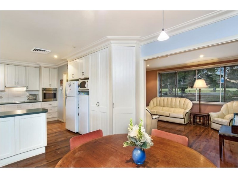 25 Dodson Crescent, Winston Hills NSW 2153