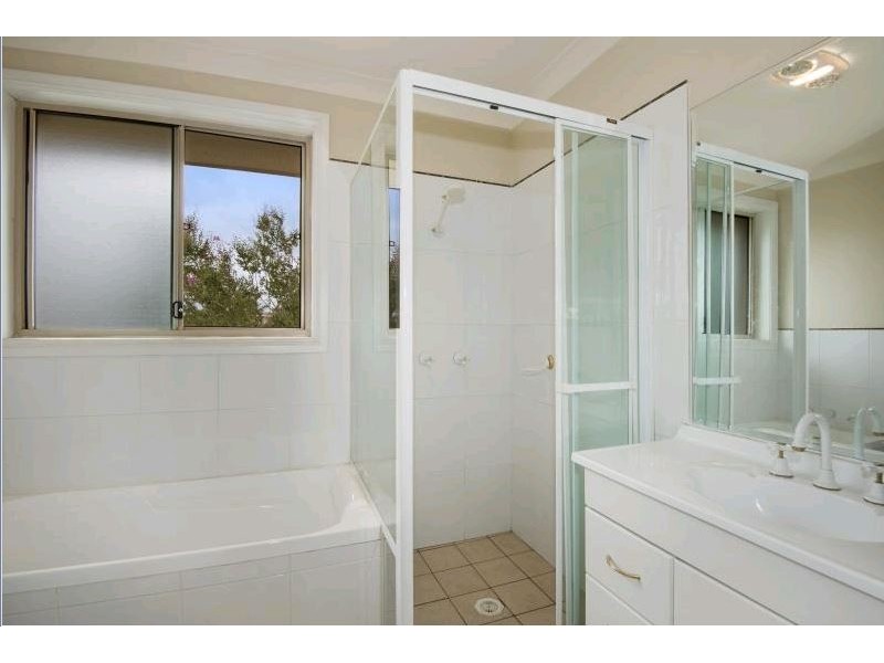 6/24-26 Brisbane Rd, Castle Hill NSW 2154