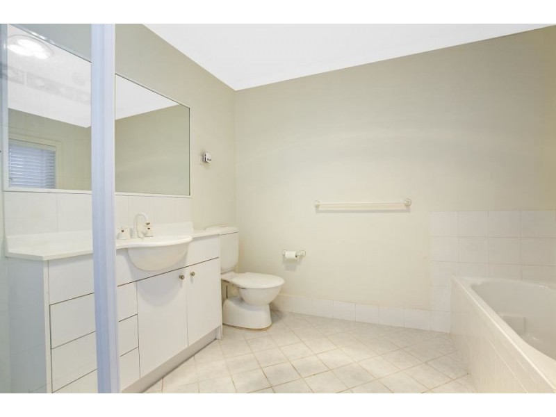 9 Warooga Ave, Baulkham Hills NSW 2153