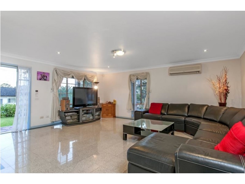 2 Michelle Drive, Constitution Hill NSW 2145