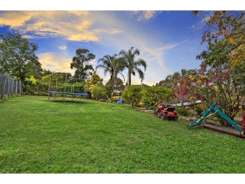 4 Alex Place, Baulkham Hills NSW 2153