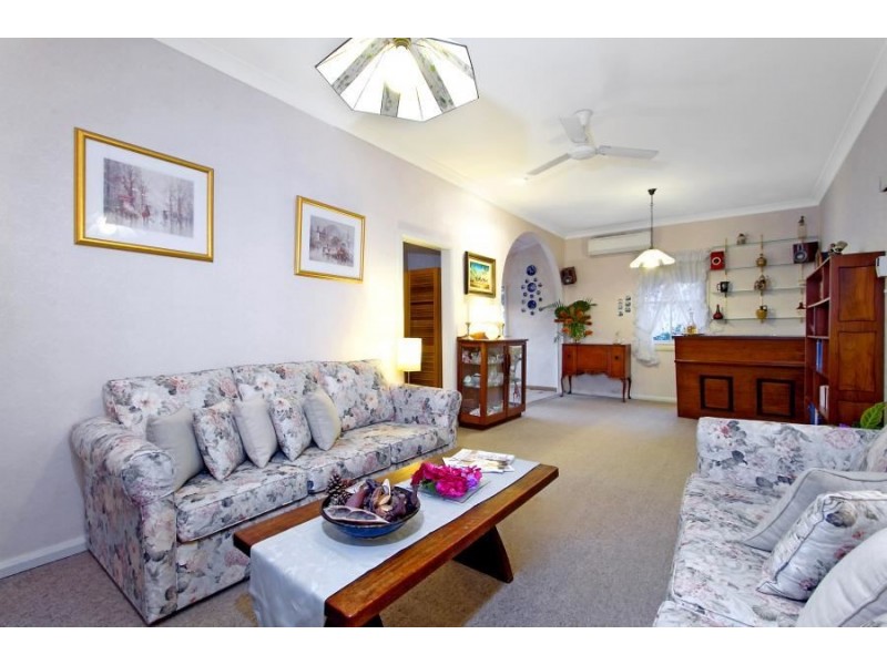 11 Murray St, Northmead NSW 2152