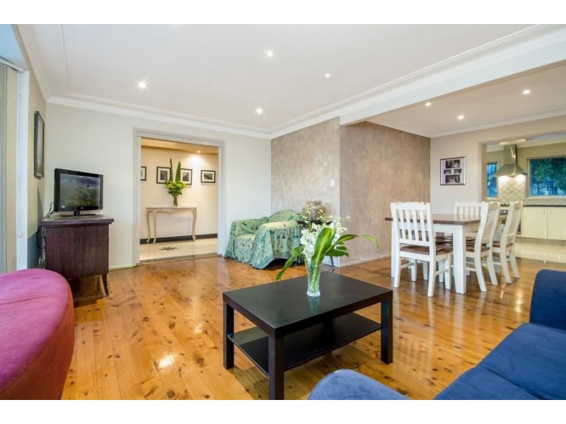 51 Blackett Drive, Castle Hill NSW 2154