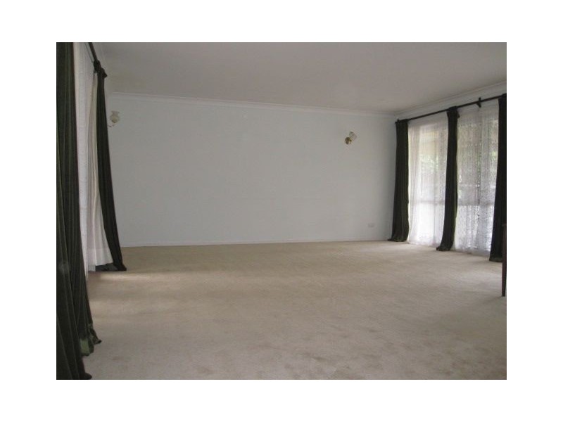 8 Talisman Avenue, Castle Hill NSW 2154