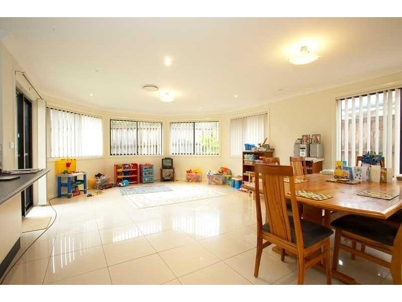 15 Avignon Pl, Kellyville NSW 2155