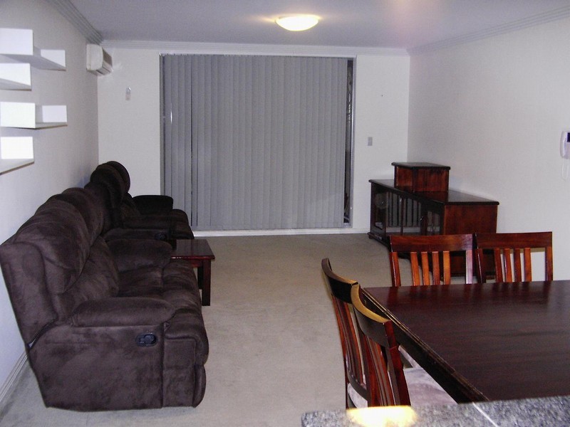 34/12-18 Conie Avenue, Baulkham Hills NSW 2153