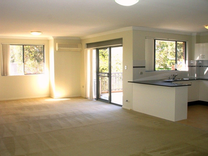 29/12-18 Conie Avenue, Baulkham Hills NSW 2153