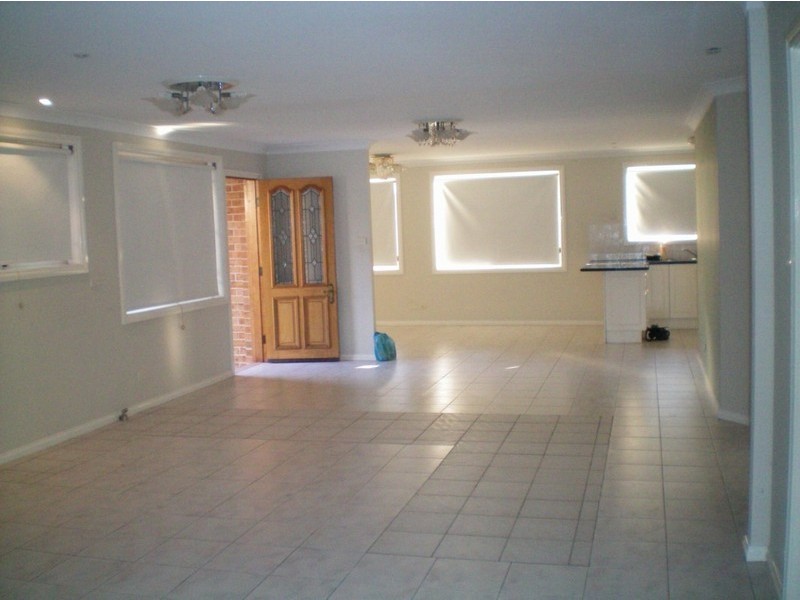 15b Kentwell Street, Baulkham Hills NSW 2153