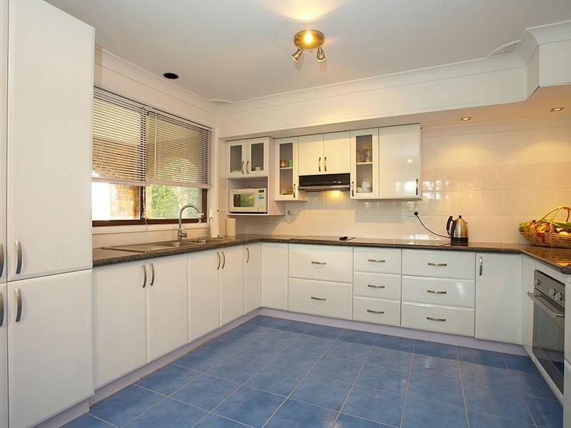 32 Lockhart Avenue, Castle Hill NSW 2154