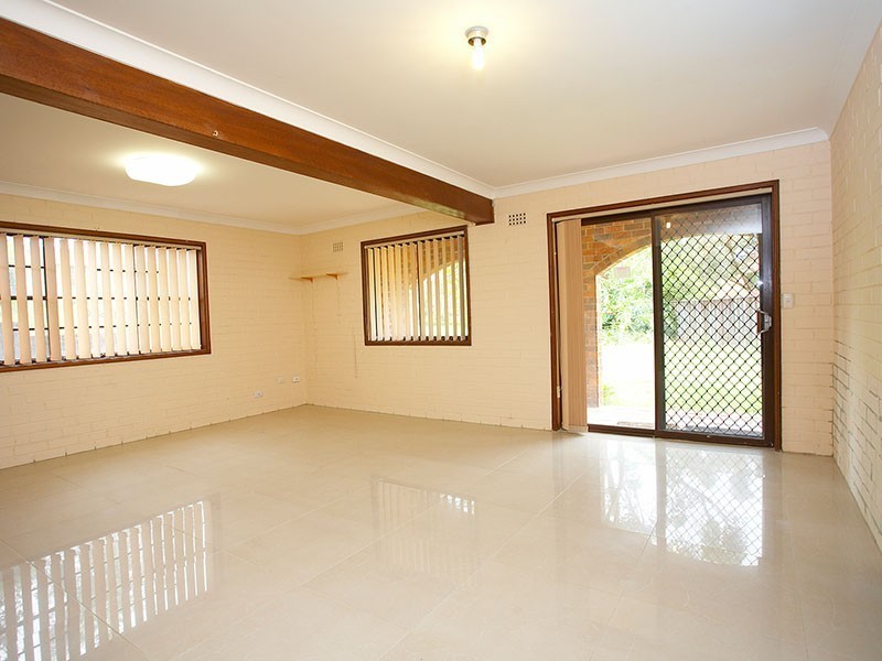 32 Lockhart Avenue, Castle Hill NSW 2154