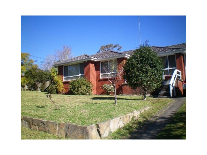 7 Dobson Cres, Baulkham Hills NSW 2153