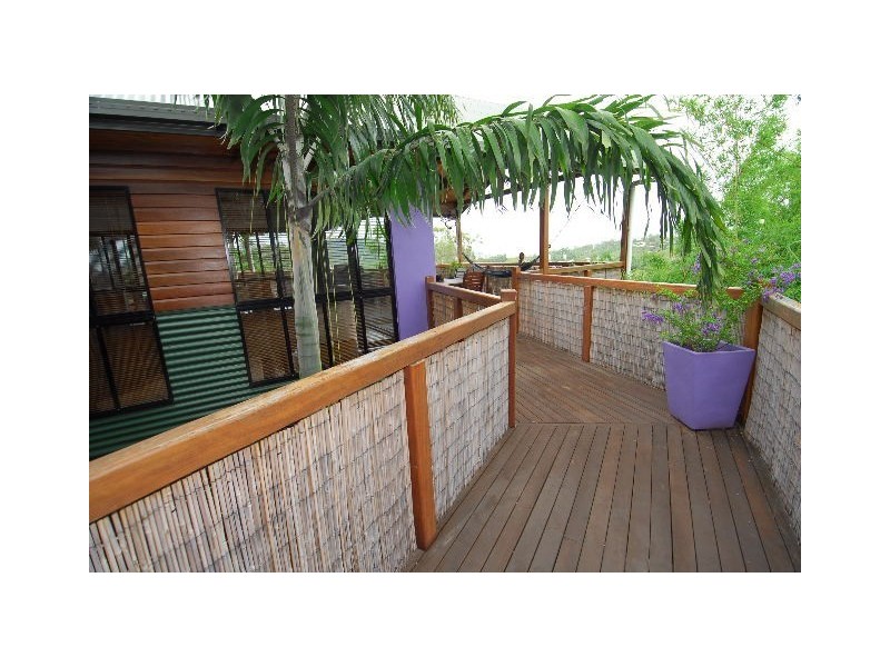 6 Daydream Court, Cannonvale QLD 4802