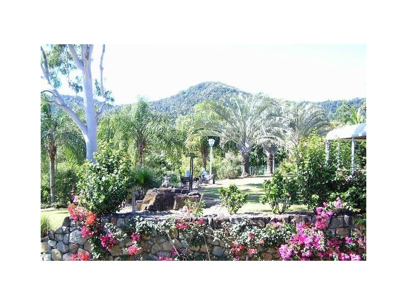 71 Hibiscus Rd, Cannon Valley QLD 4800