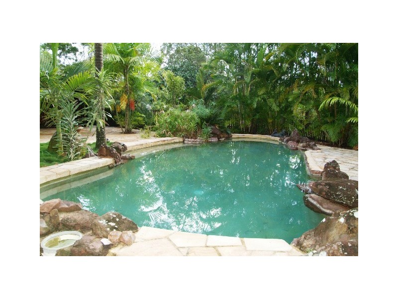 244 Sugarloaf Rd, Strathdickie QLD 4800