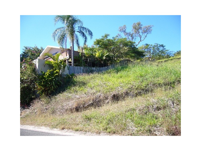 19 South Molle Boulevard, Cannonvale QLD 4802