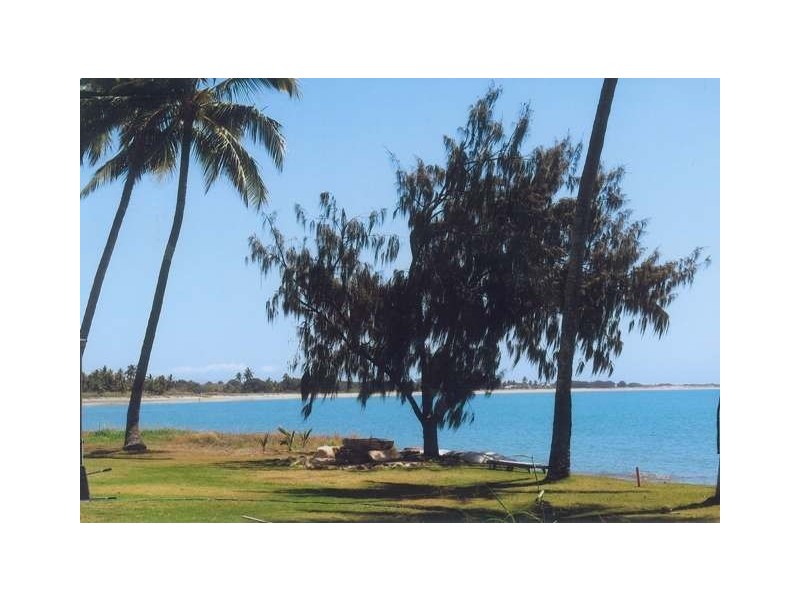 8 Howard Street, Bowen QLD 4805