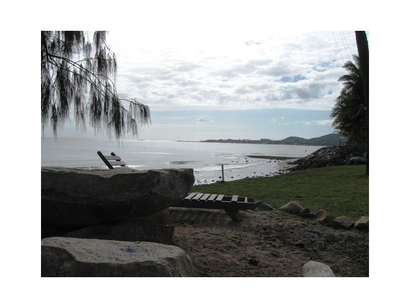 8 Howard Street, Bowen QLD 4805