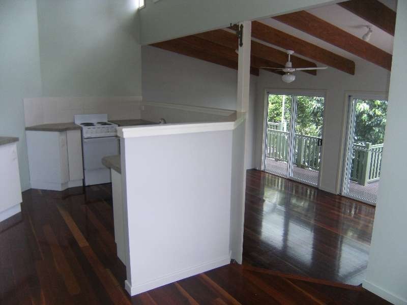 3 Alice Court, Cannonvale QLD 4802