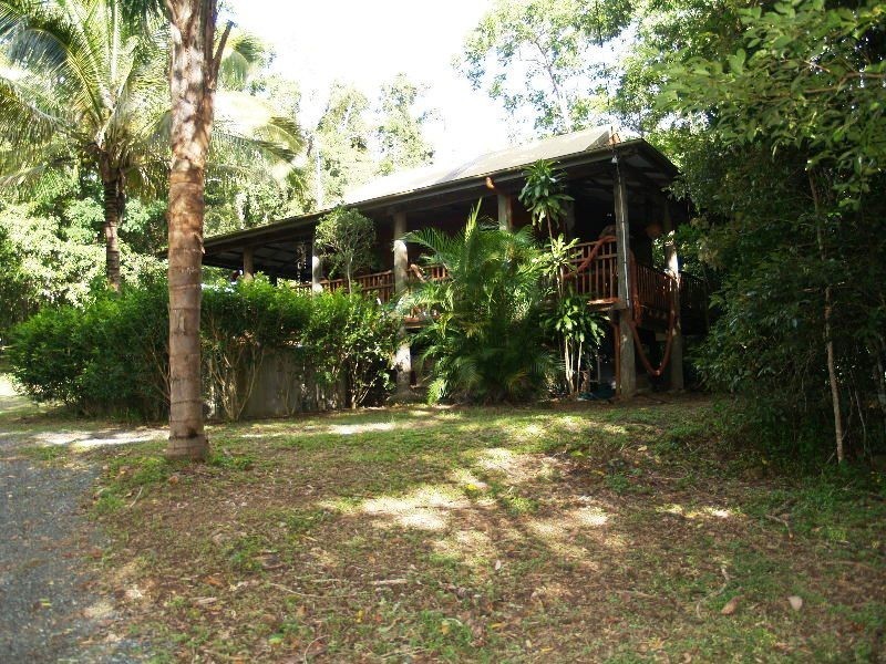 72 Hibiscus Rd, Cannon Valley QLD 4800