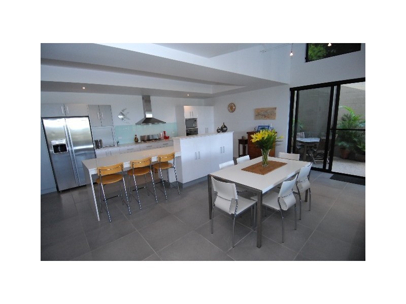 14 Stonehaven  Court, Airlie Beach QLD 4802