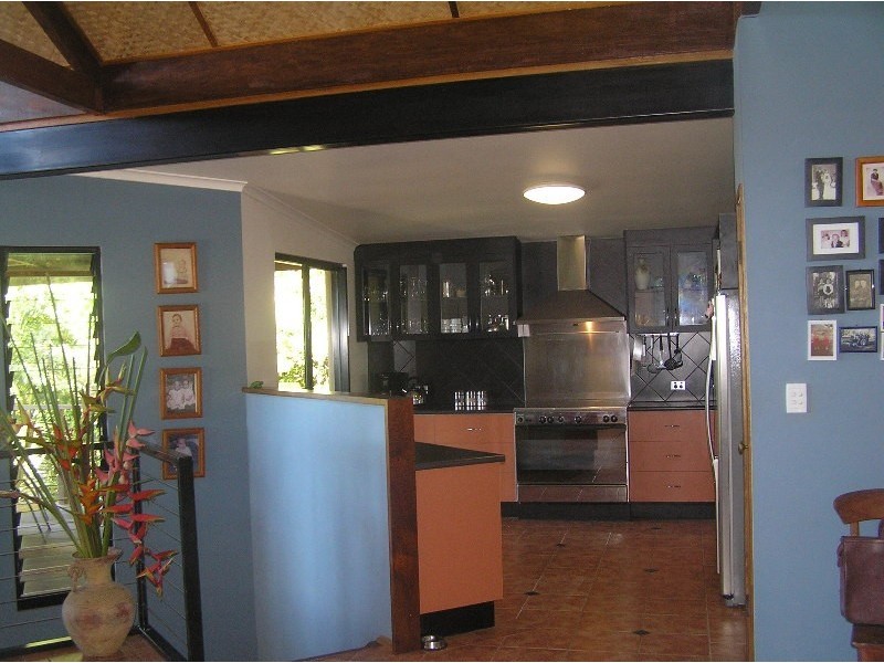 11 Wallaby Way, Cannonvale QLD 4802
