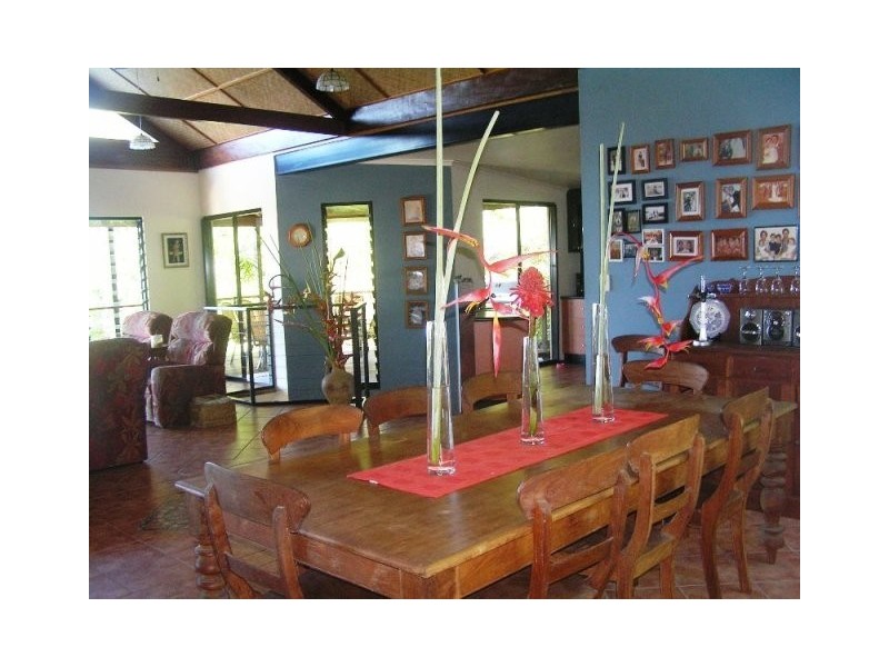 11 Wallaby Way, Cannonvale QLD 4802