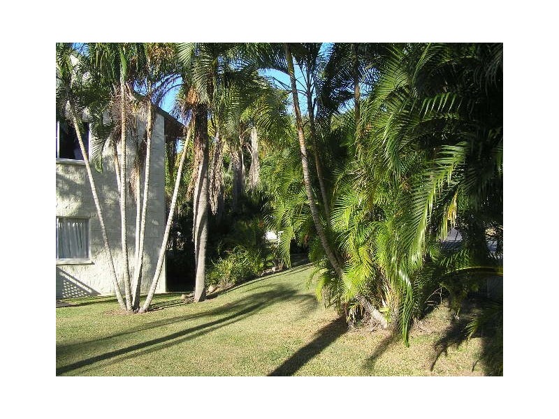 17/14 Island Drive, Cannonvale QLD 4802