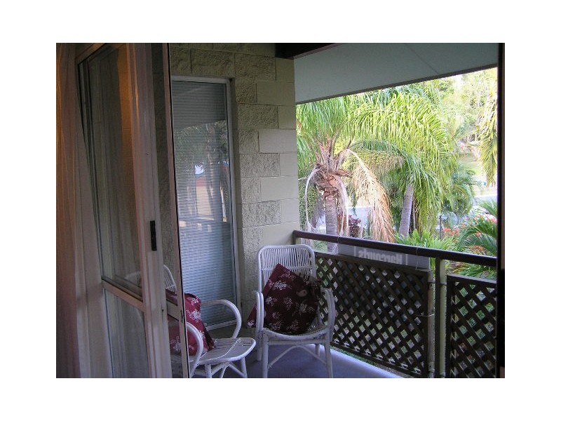 17/14 Island Drive, Cannonvale QLD 4802