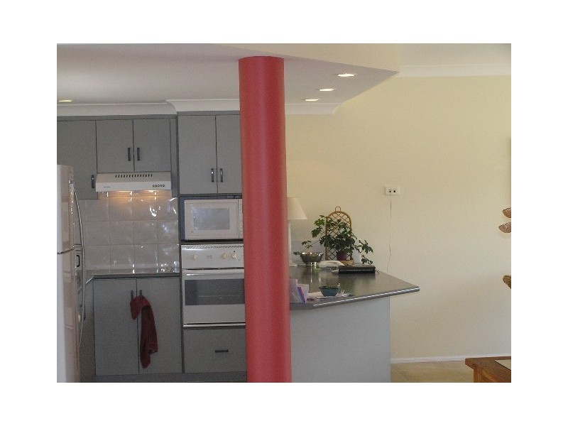 3/24 Pandanus Drive, Cannonvale QLD 4802