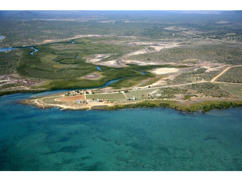 29 Adelaide Point Road, Bowen QLD 4805