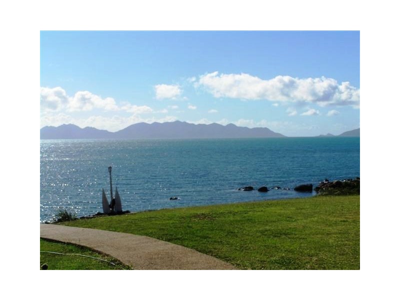 29 Adelaide Point Road, Bowen QLD 4805