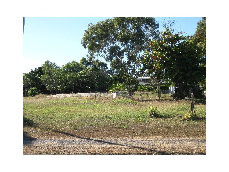 14 Johns, Bowen QLD 4805