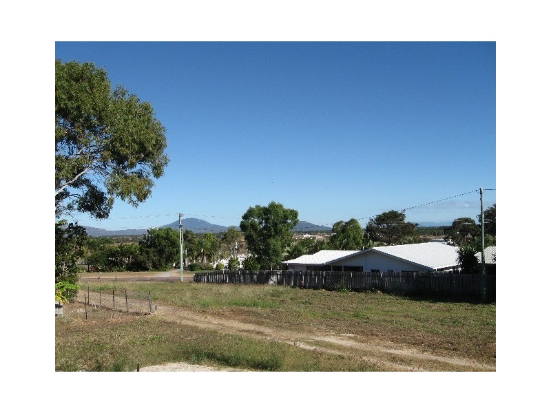14 Johns, Bowen QLD 4805