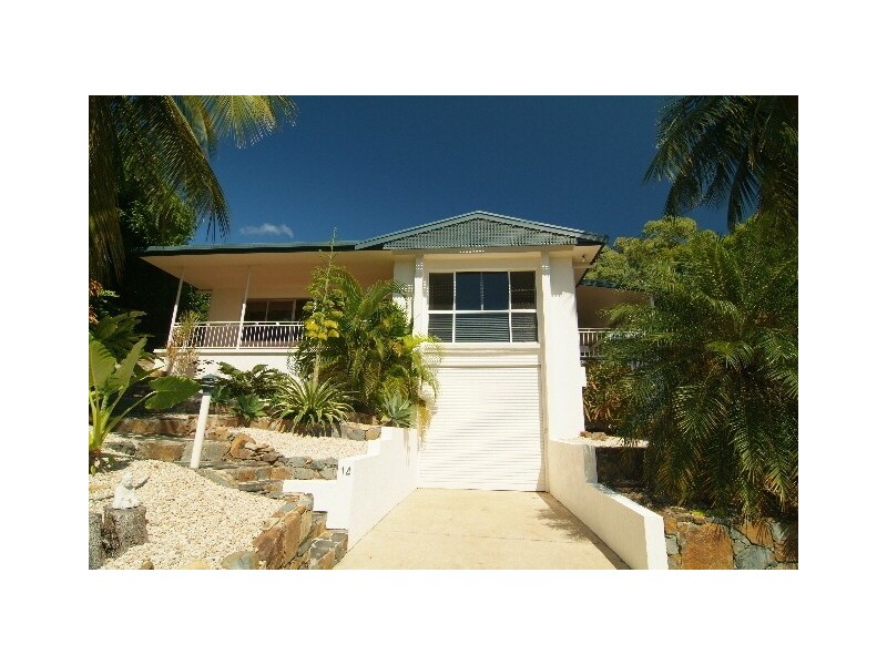 14 Passage Ave, Shute Harbour QLD 4802